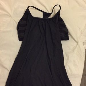 Black Lululemon top